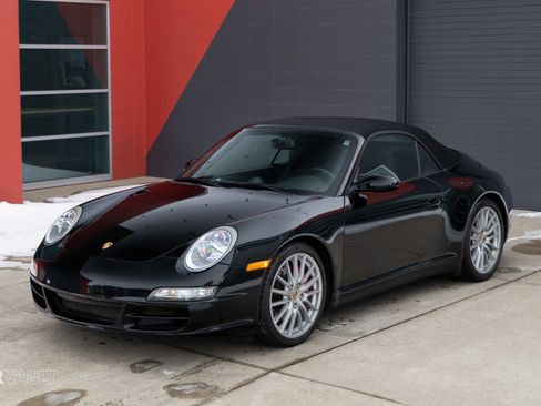 Used 2008 Porsche 911 Carrera 4S image 4