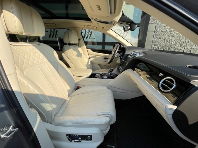 Used 2017 Bentley Bentayga UNAVAIL AWD/4WD image 6