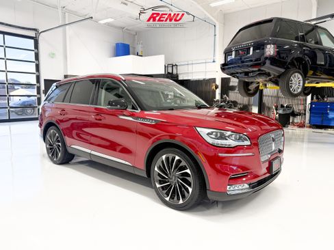 Used 2020 Lincoln Aviator Reserve image 1