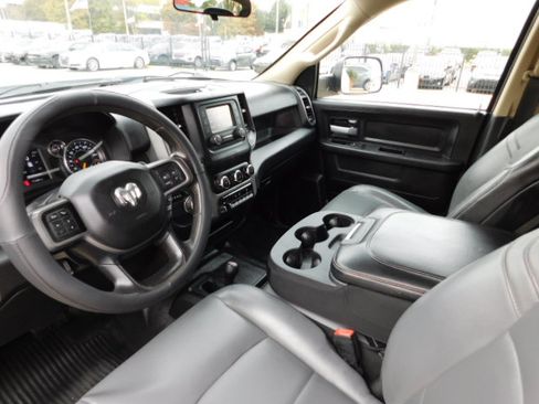 Used 2019 RAM 2500 Tradesman image 9