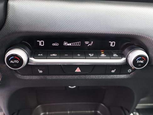 Used 2025 MAZDA CX-50 2.5 S Preferred Plus Package image 27