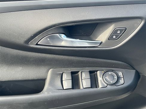 New 2026 Buick Envista Preferred image 13