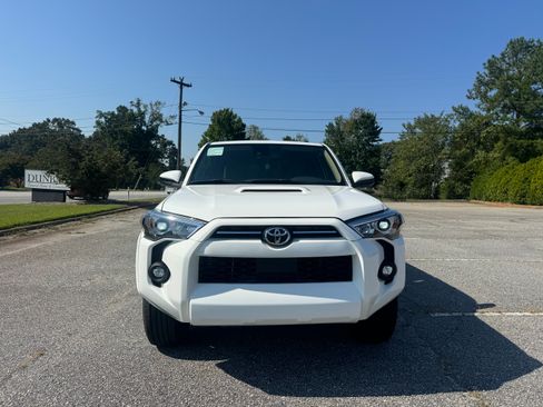 Used 2021 Toyota 4Runner 2WD SR5 image 8