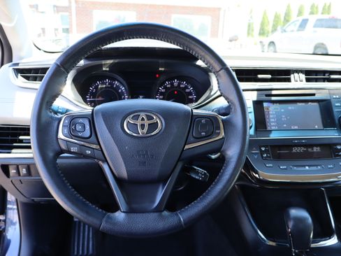 Used 2014 Toyota Avalon XLE FWD image 20