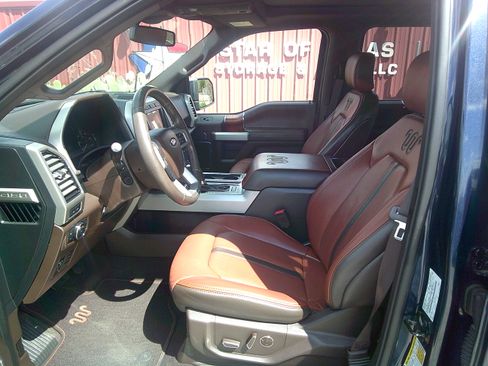 Used 2018 Ford F150 King Ranch image 6