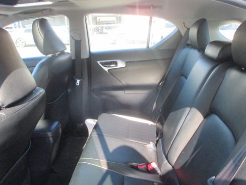 Used 2013 Lexus CT 200h CT 200h Hatchback 4D FWD image 16