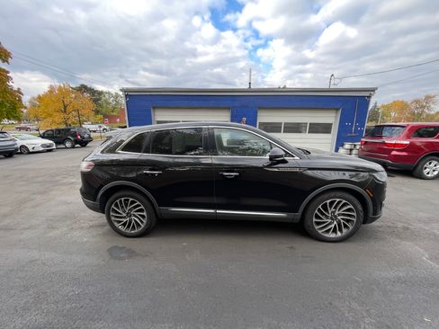 Used 2019 Lincoln Nautilus Reserve image 4