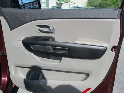 Used 2017 Kia Sedona LX FWD image 28