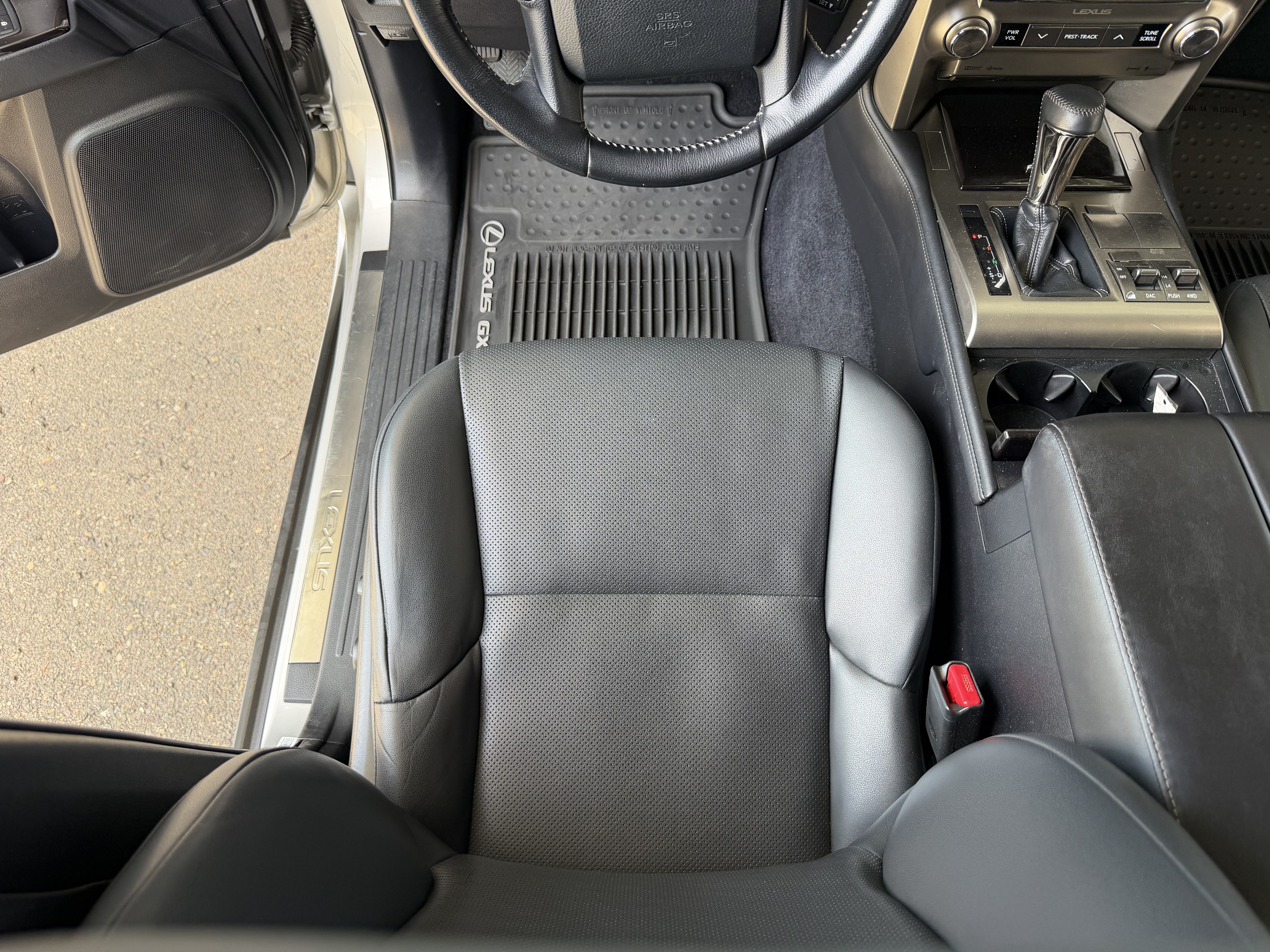 Used 2014 Lexus GX 460 AWD/4WD image 26