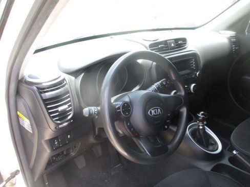 Used 2016 Kia Soul UNAVAIL FWD image 7