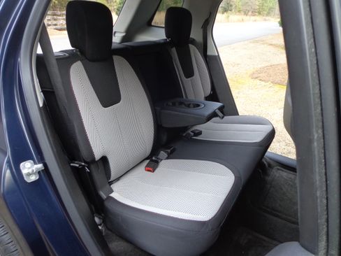 Used 2017 GMC Terrain SLE image 13