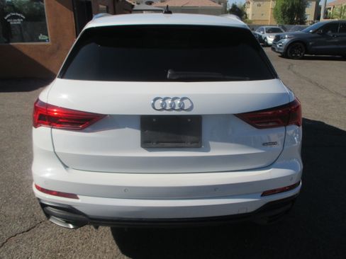 Used 2020 Audi Q3 quattro 2.0T Premium w/ S Line AWD/4WD image 12