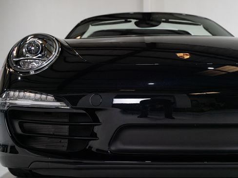 Used 2015 Porsche 911 Targa 4S image 43