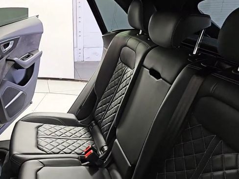 Used 2022 Audi SQ8 Premium Plus image 30