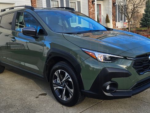 Used 2026 Subaru Crosstrek 2.5i Premium image 3