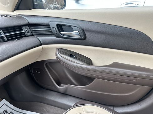 Used 2014 Chevrolet Malibu LTZ image 9