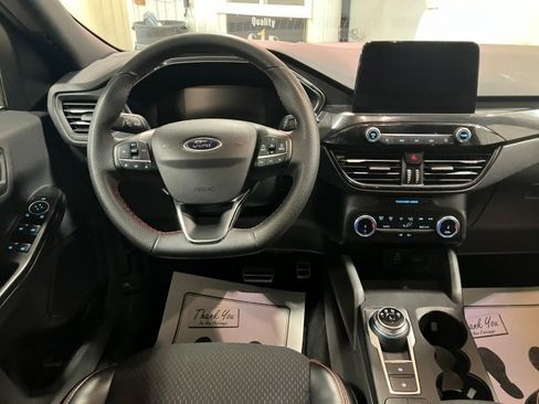 Used 2024 Ford Escape ST-Line image 21