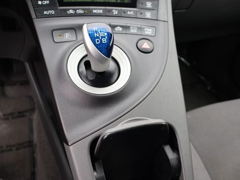 Used 2011 Toyota Prius Three image 28