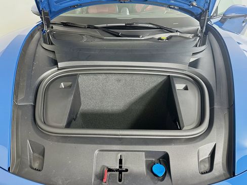 New 2026 Porsche Taycan 4S image 33