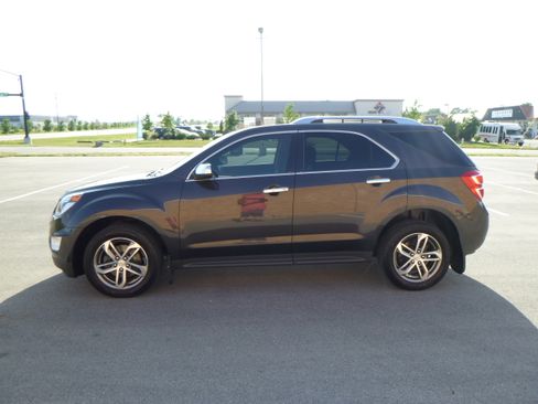 Used 2016 Chevrolet Equinox LTZ image 2