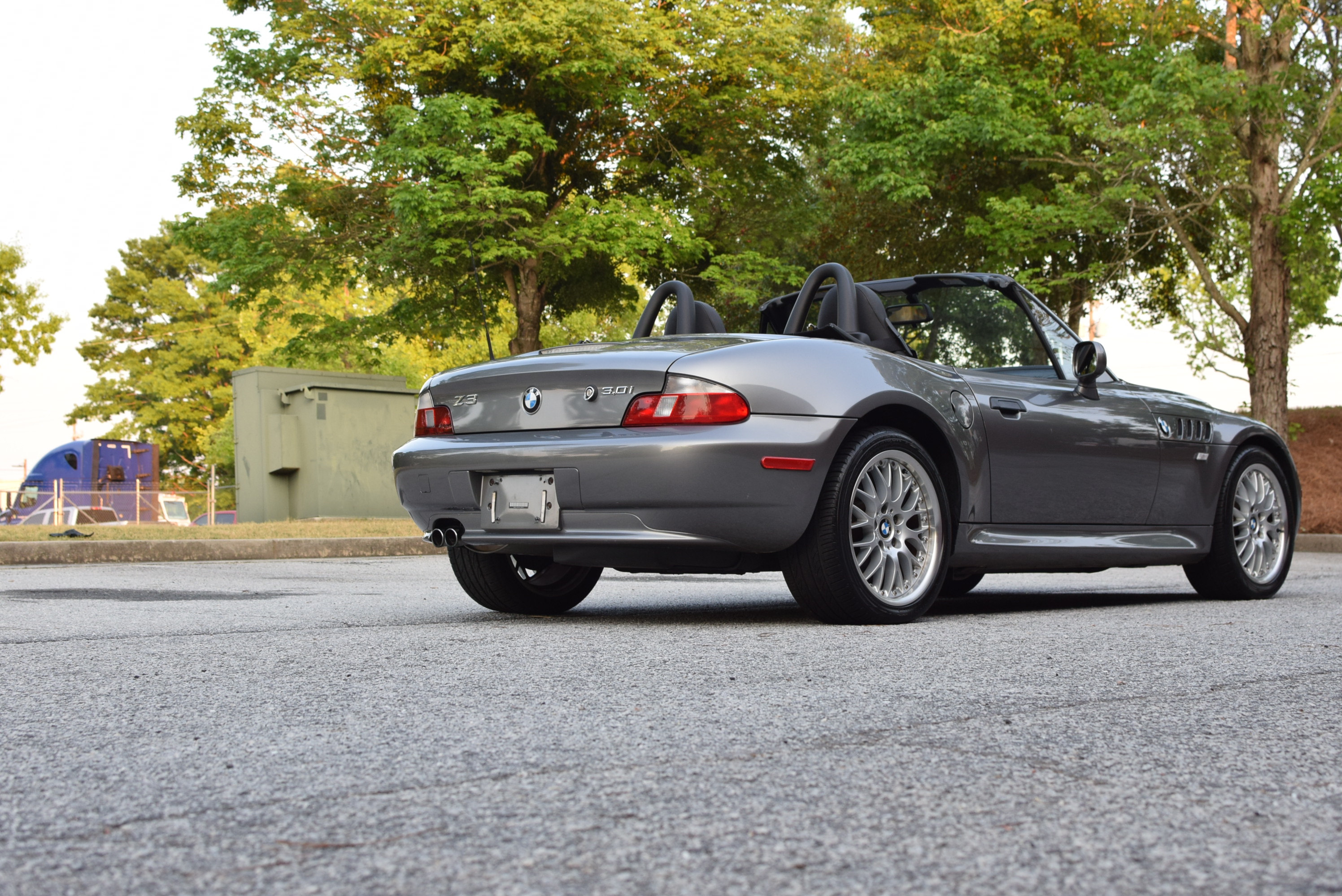 Used 2001 BMW Z3 3.0i RWD image 27