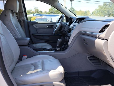 Used 2016 Chevrolet Traverse LTZ image 16