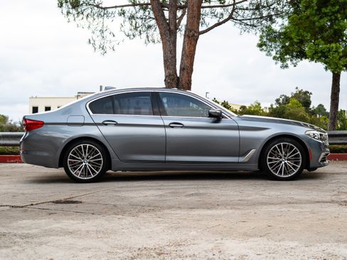 Used 2017 BMW 530i image 12