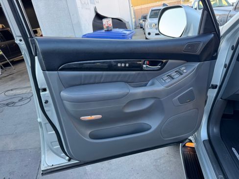 Used 2005 Lexus GX 470 image 20