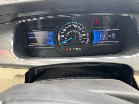 Used 2013 Ford Taurus SEL image 5