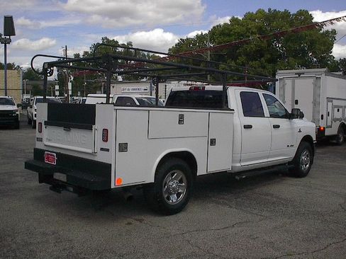 Used 2022 RAM 2500 Tradesman RWD image 4
