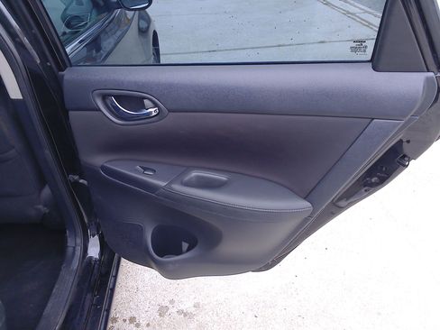 Used 2018 Nissan Sentra S FWD image 14