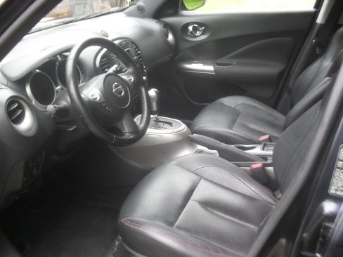Used 2011 Nissan Juke SL image 7