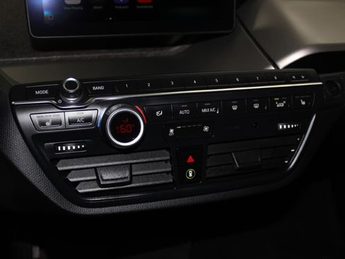 Used 2019 BMW i3 image 19