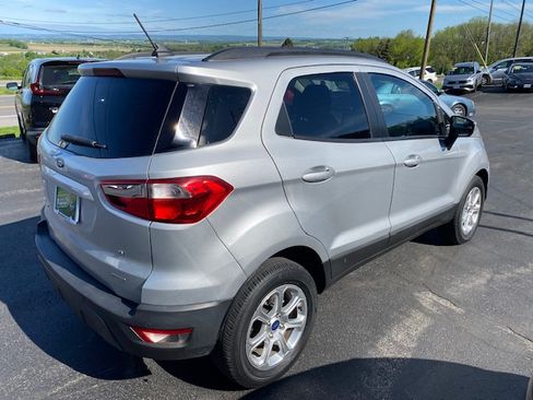 Used 2020 Ford EcoSport SE image 4