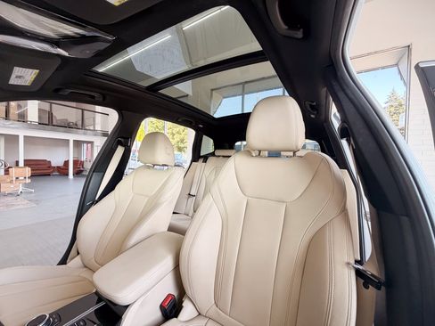 Used 2021 BMW X3 sDrive30i RWD image 16