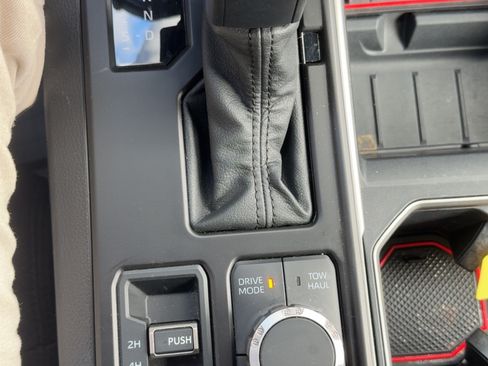 Used 2022 Toyota Tundra SR5 image 12