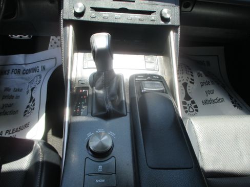 Used 2015 Lexus IS 250 AWD w/ F Sport Package image 9