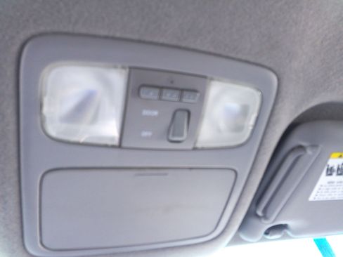 Used 2004 Toyota Highlander image 26