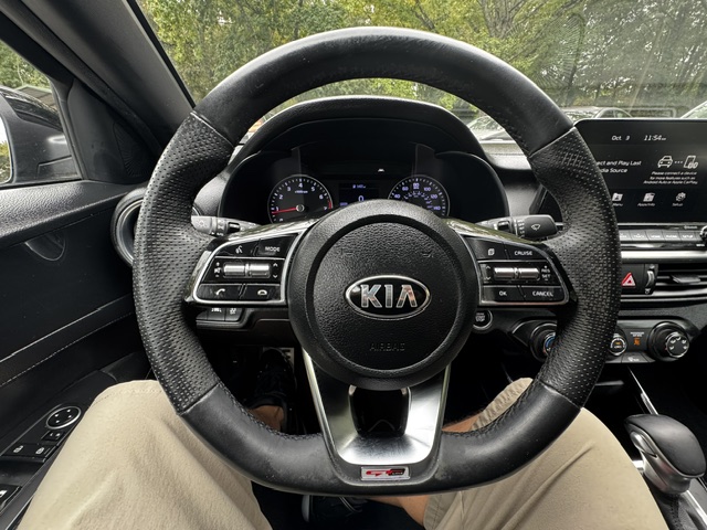 Used 2020 Kia Forte GT-Line Sedan FWD image 23