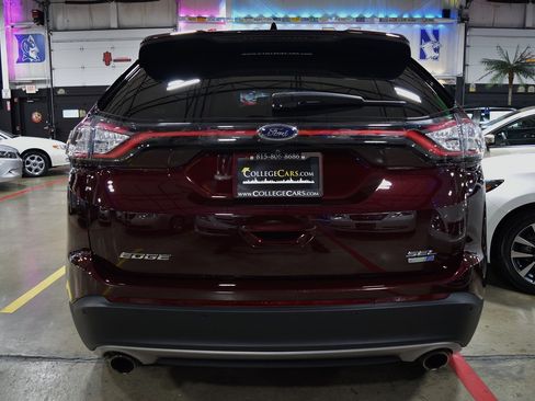 Used 2018 Ford Edge SEL image 9
