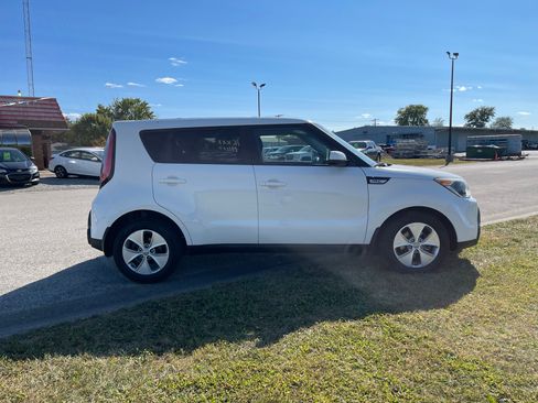 Used 2015 Kia Soul image 5