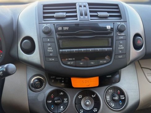 Used 2011 Toyota RAV4 Limited image 20