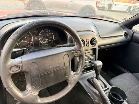 Used 1995 MAZDA MX-5 Miata Sport RWD image 15