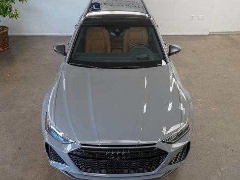 Used 2024 Audi RS 6 performance image 29