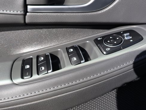 Used 2021 Hyundai Sonata Limited image 29