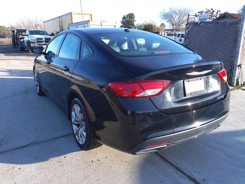 Used 2015 Chrysler 200 S image 3