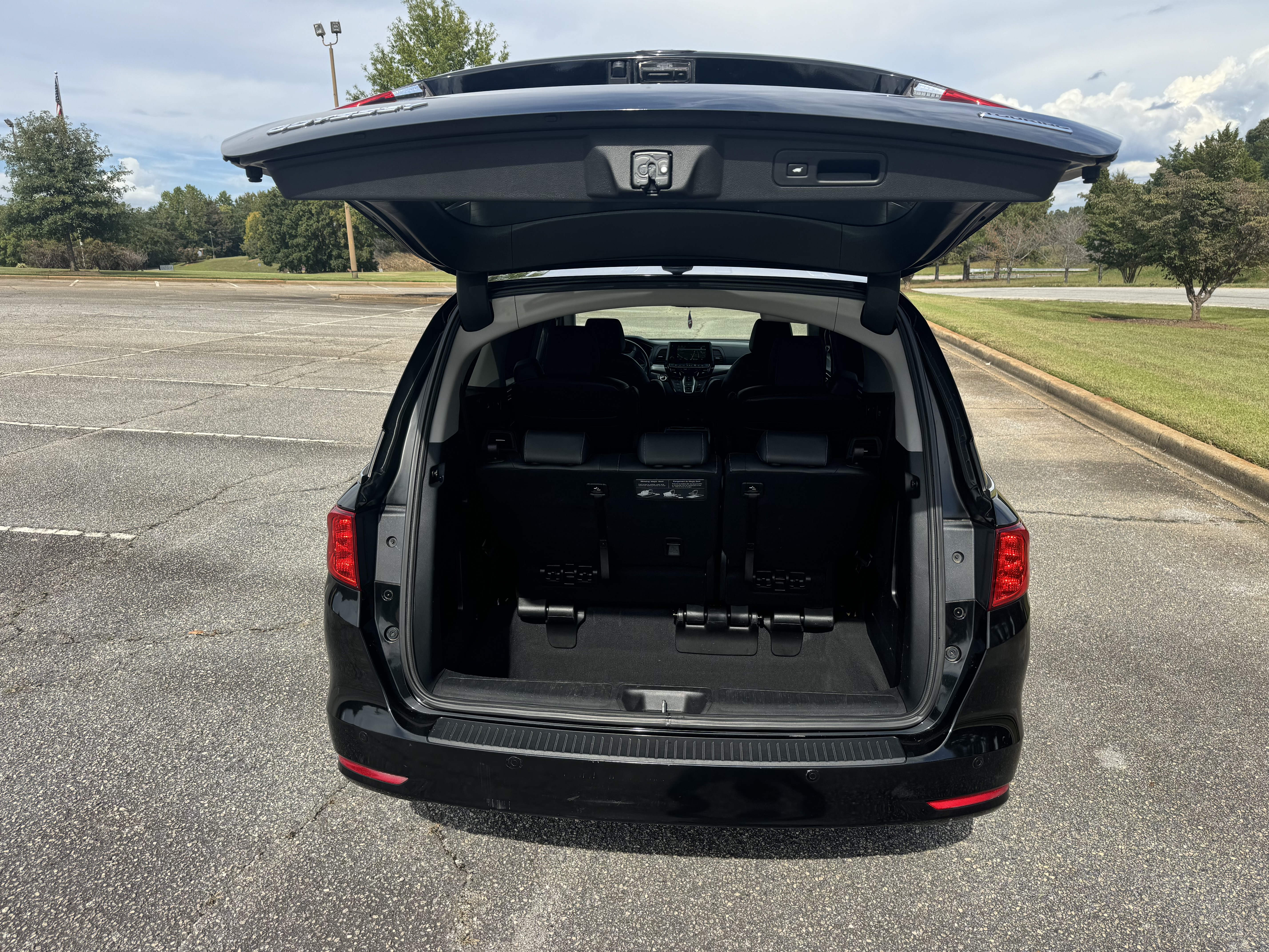 Used 2021 Honda Odyssey Touring image 23