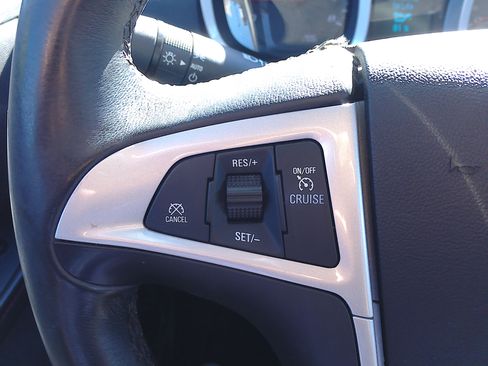 Used 2013 Chevrolet Equinox LT image 25