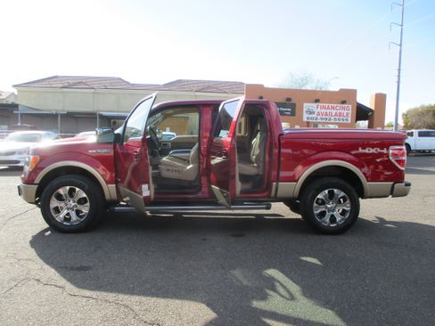 Used 2013 Ford F150 Lariat image 10