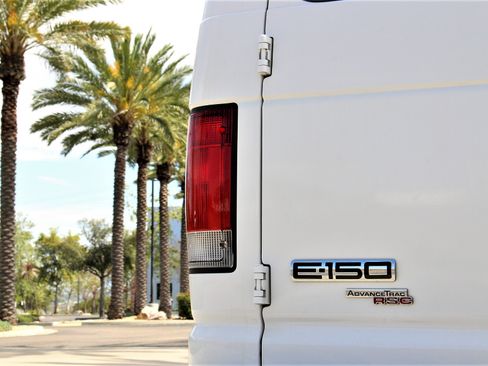 Used 2012 Ford E-150 and Econoline 150 image 9